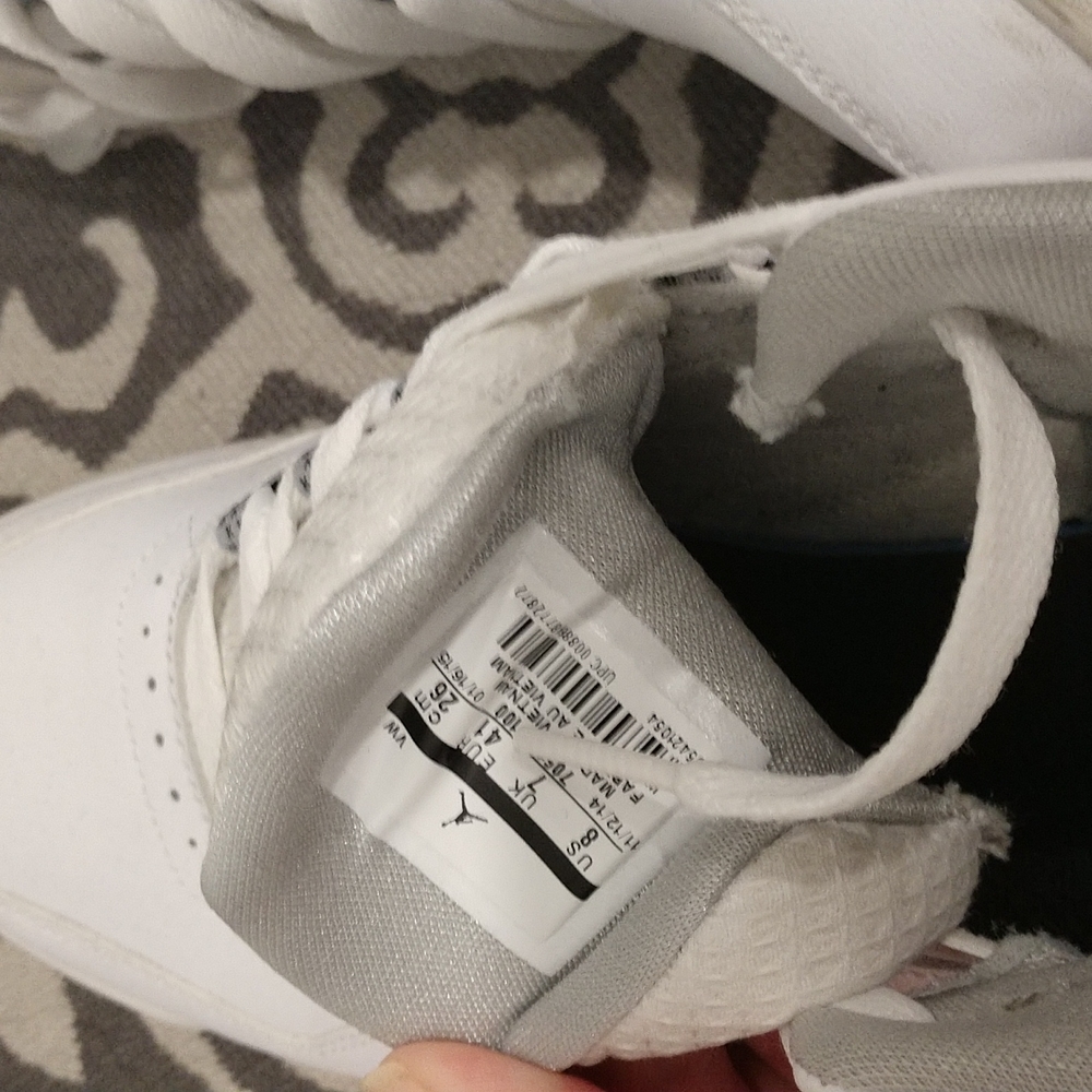Nike Air Jordans Fight origin 2 Barely Used - Picture 5 of 11